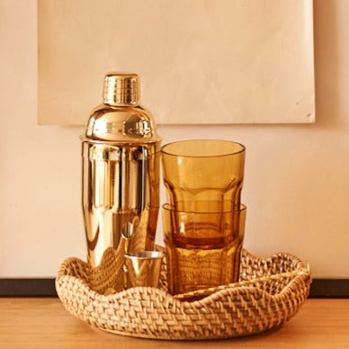 Round Rattan Scalloped Tray 10”