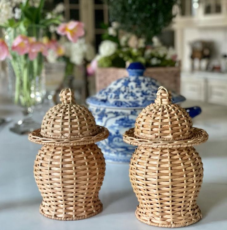 Round Wicker Jar (4 Sizes)