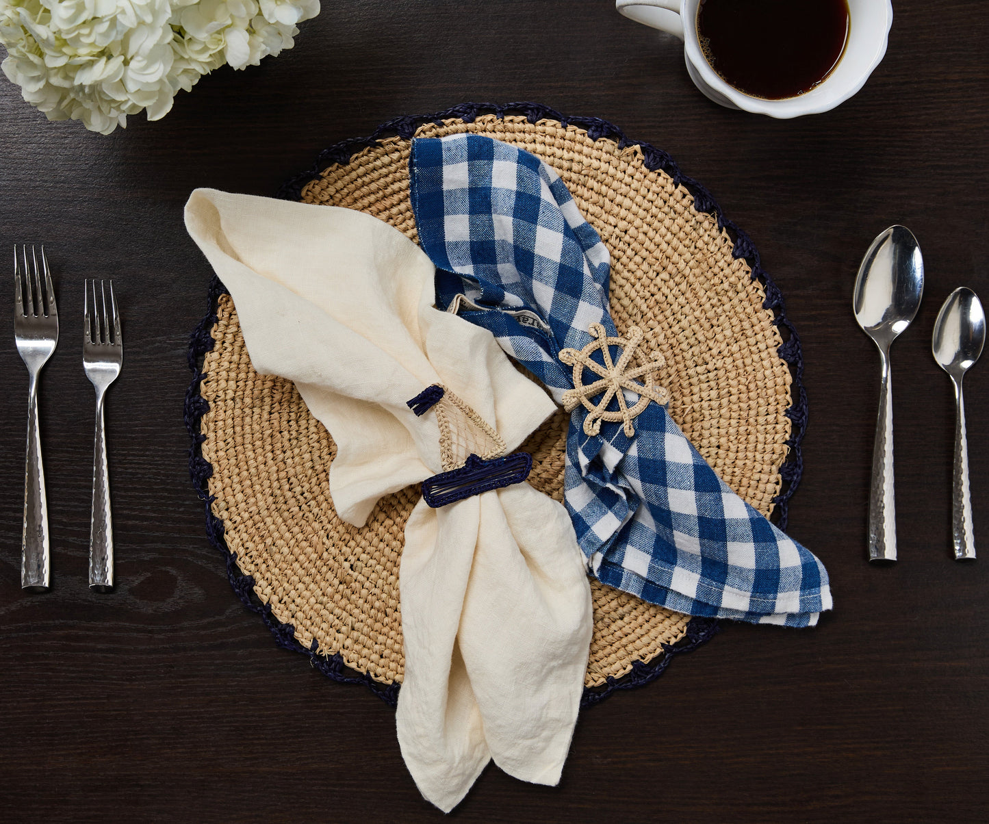 Coastal Sailboat Napkin Ring – 2.75” Handwoven Iraca Palm – Nautical Table Decor from Colombia