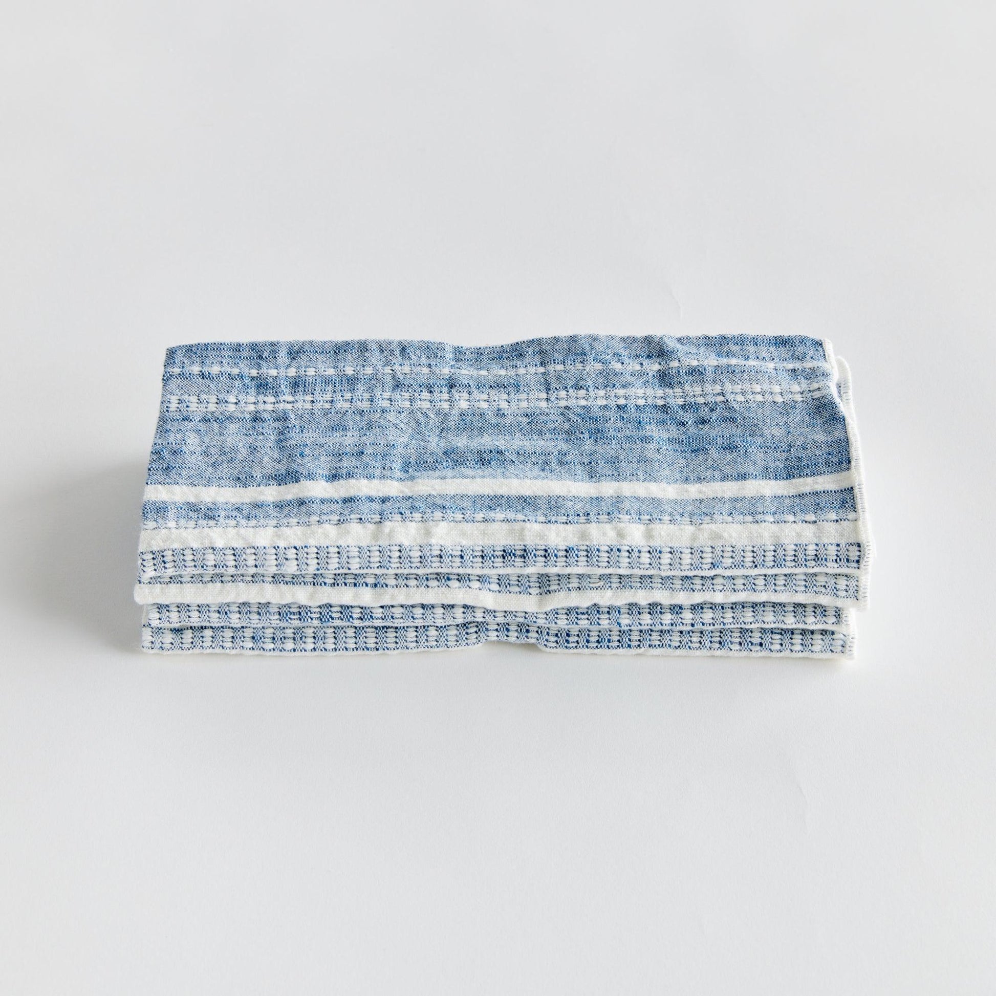 blue and white dinner napkins