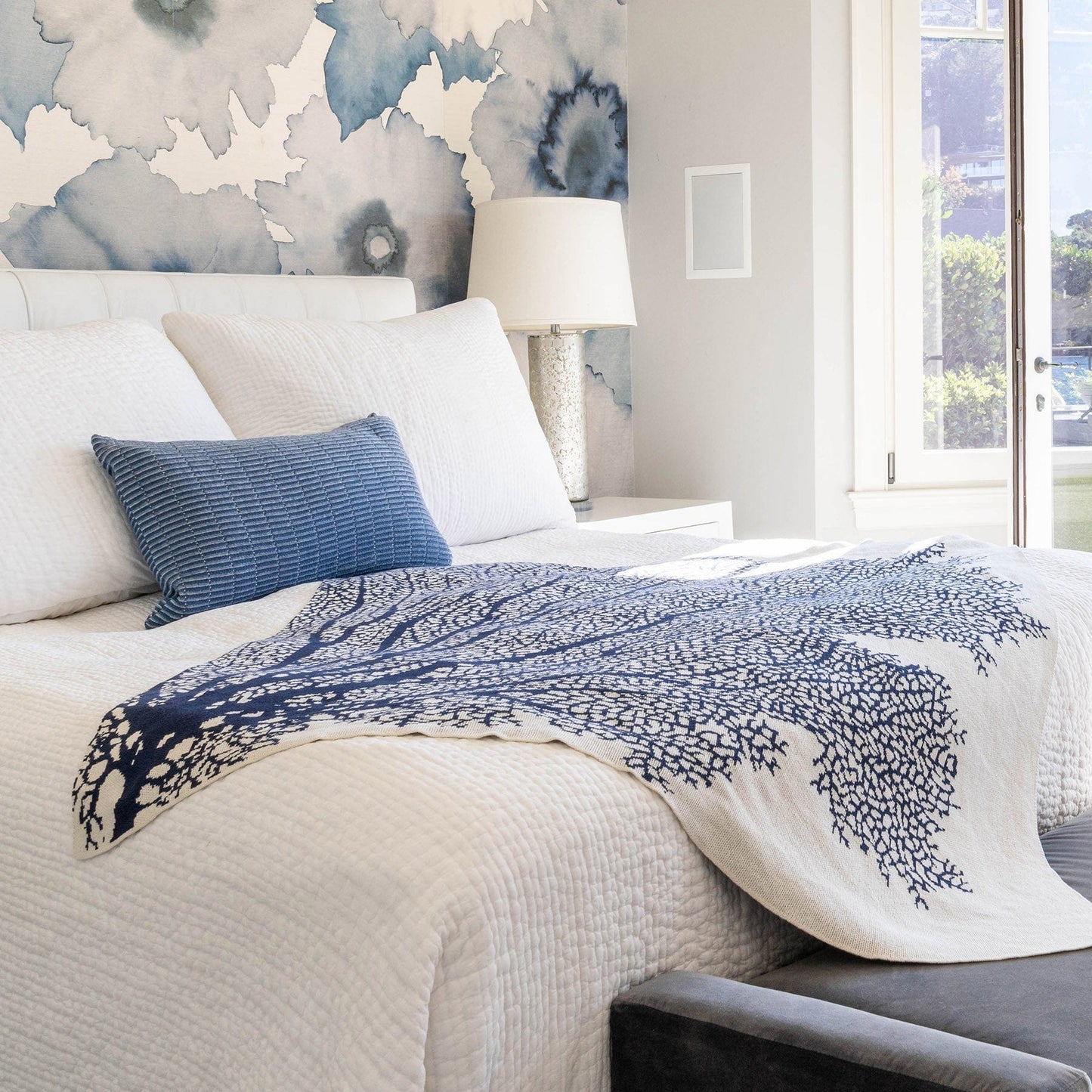Fan Coral Throw Blanket