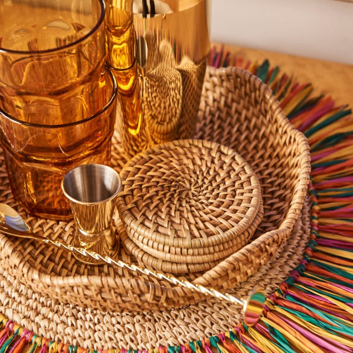 Round Rattan Scalloped Tray 10”