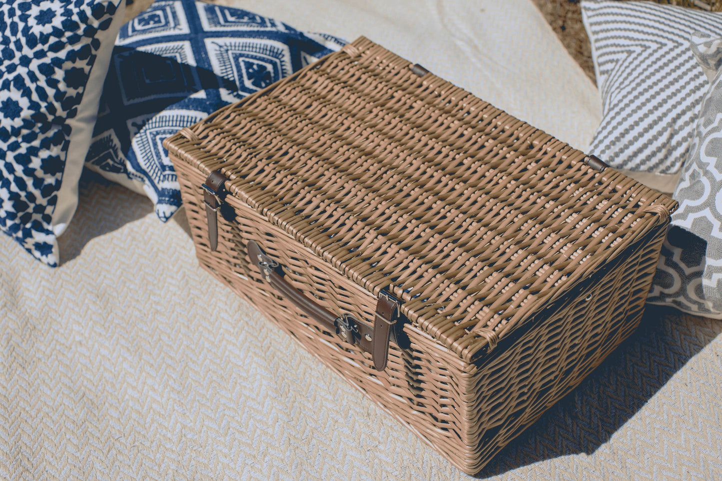 Belmont Picnic Basket for 4 - Coastal Willow Wicker Wine & Cheese Set with Cooler, Beach House Gift