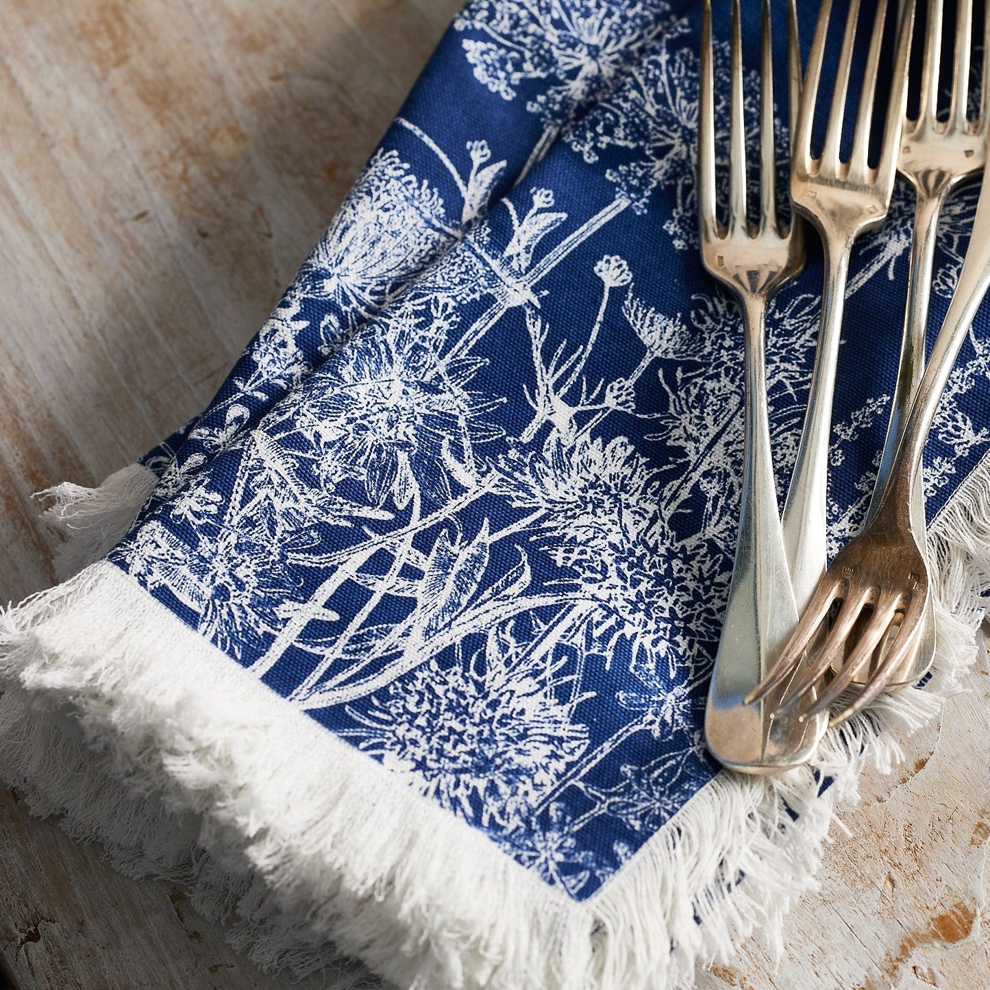 Summer Blues Dinner Napkins, Set of 4
