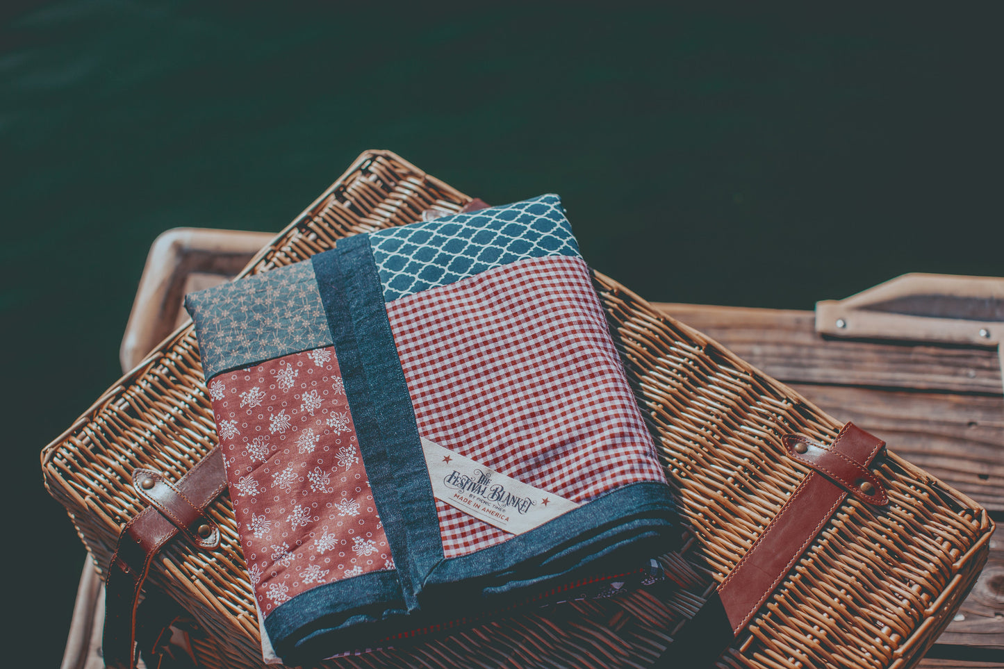Charleston Luxury Picnic Basket for 4 - Coastal Heirloom Wicker Entertaining Set, Beach House Gift