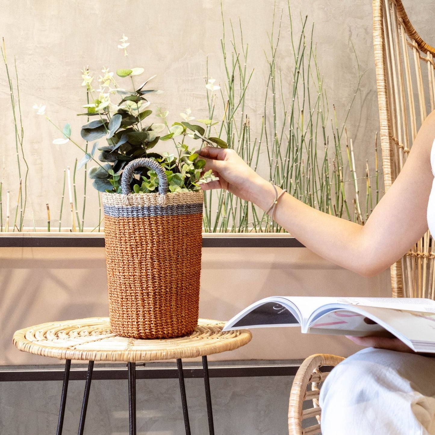 Coral Wicker Basket Vase - Decorative Basket | LIKHÂ