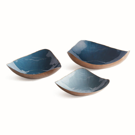 set of three decorative blue bowls