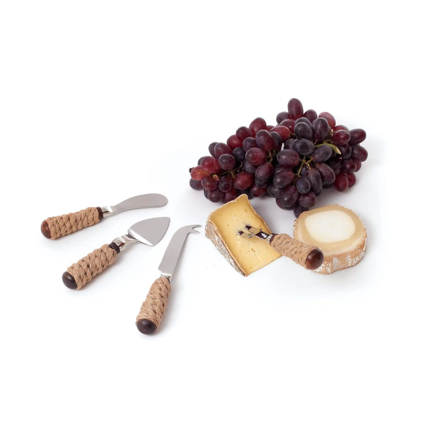 rope cheese knives with grapes and cheese