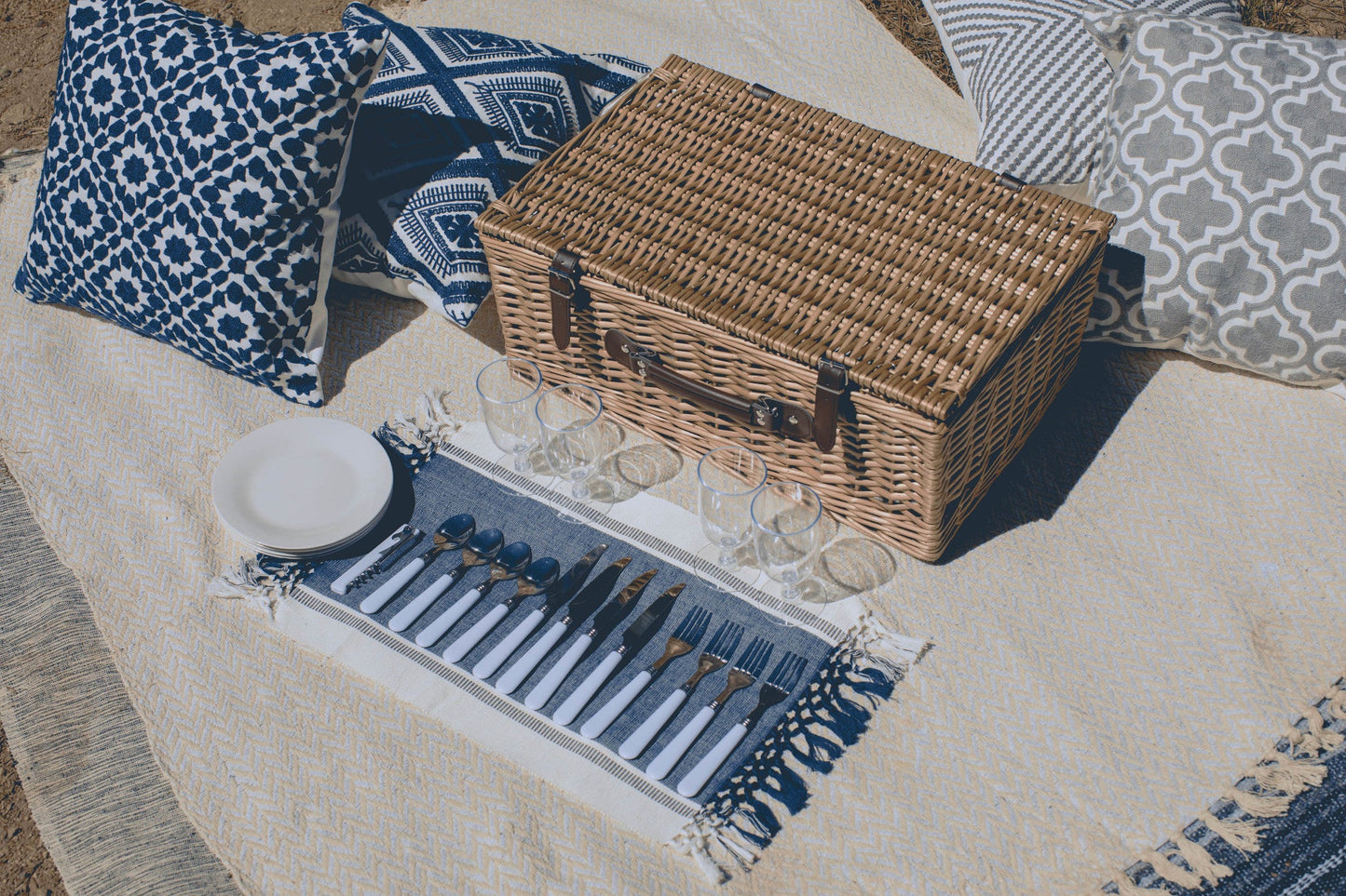 Belmont Picnic Basket for 4 - Coastal Willow Wicker Wine & Cheese Set with Cooler, Beach House Gift