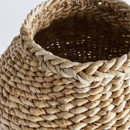Woven grass vase 