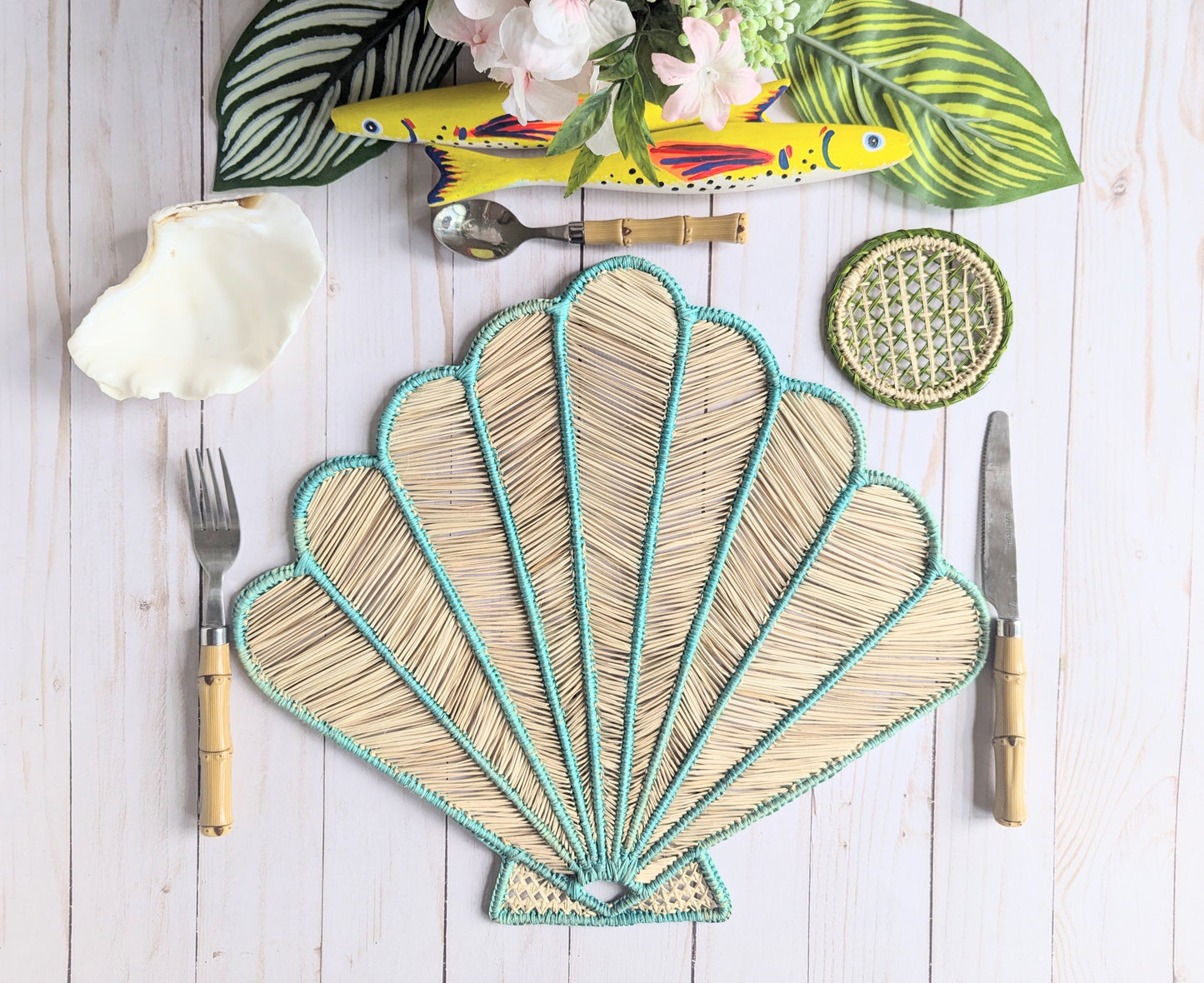Shell Handwoven Iraca Placemat